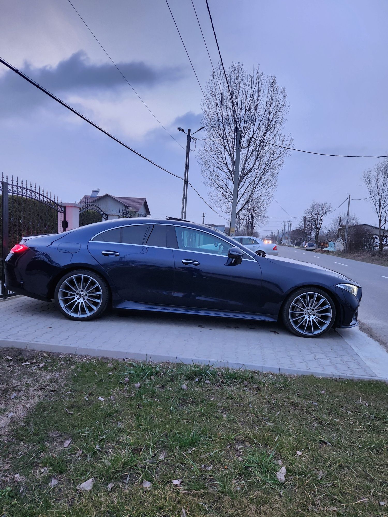 Mercedes Benz CLS350 AMG 4 Matic