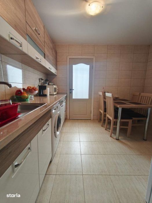 Apartament 2 camere, 49 mp, decomandat, Siret