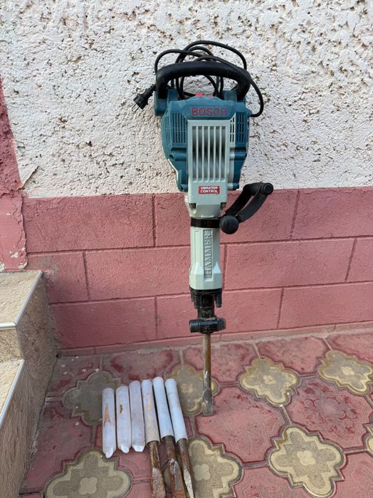 Къртач Bosch GSH 16-30 professional