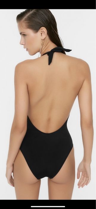 Страхотен дамски цял бански черен