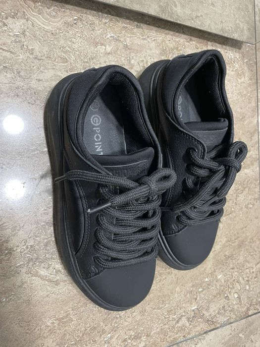 Дамски маратонки Нови -39