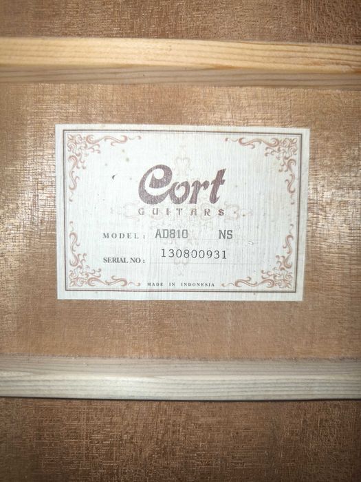 Chitara acustica + husa, suport si accesorii