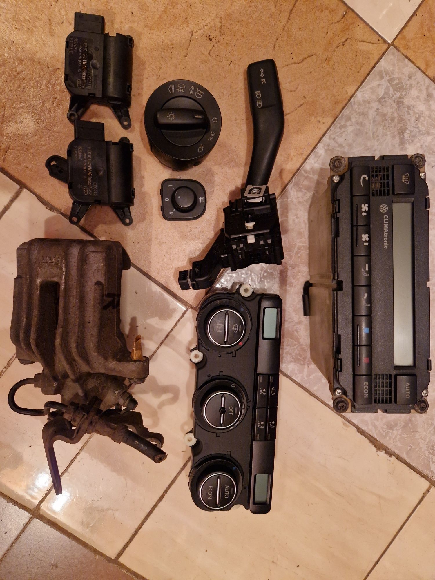 RCD 310, управления климатроник и др. за Volkswagen
