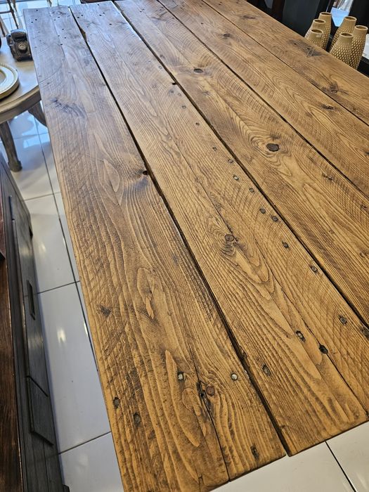 Рустик трапезна маса изработена от Дъб