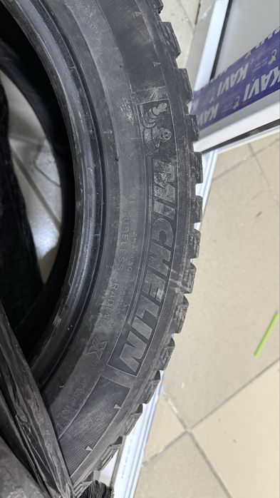 Аатошины 225/50 R17 продам