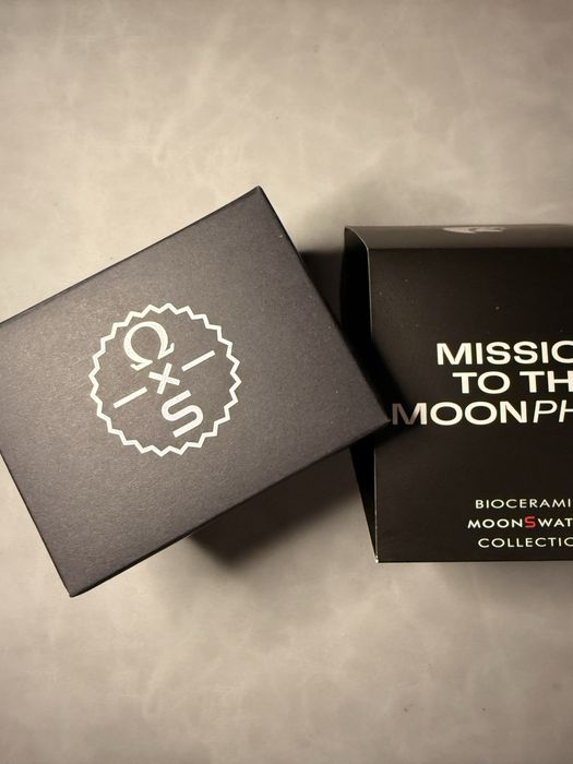 Omega x Swatch – Bioceramic MoonSwatch Mission to the Moonphase