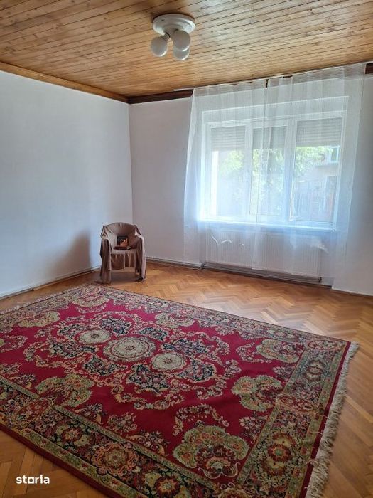 Apartament 4 camere – ultracentral -140 mp,  terasa si parcare in cu