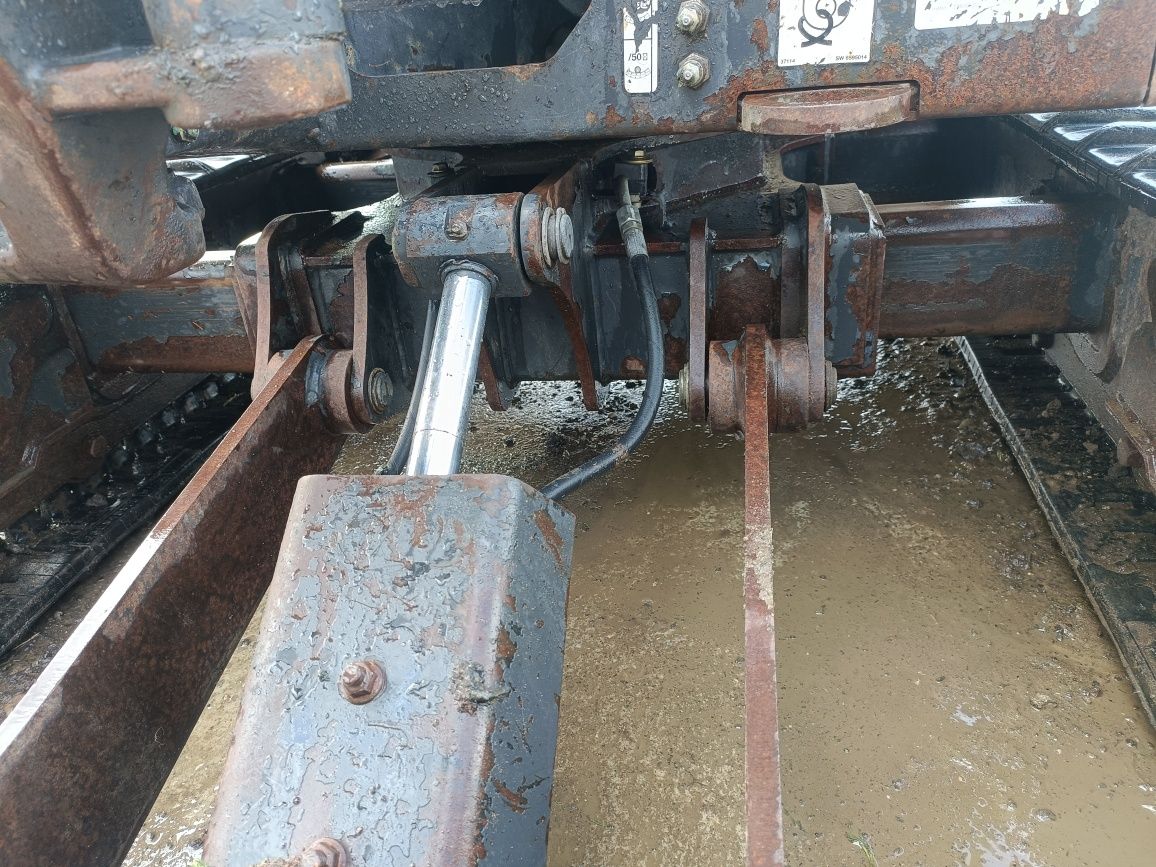 Vând/schimb miniexcavator Bobcat e17 și e26