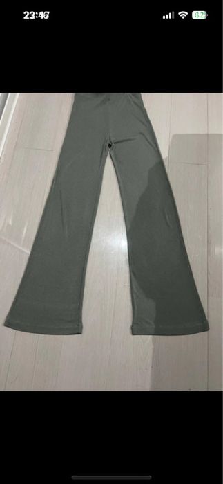 Zara Pantaloni evazati