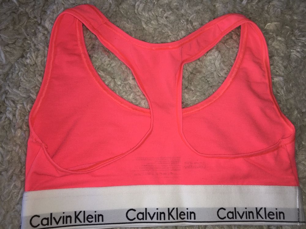 Calvin Klein bustiera