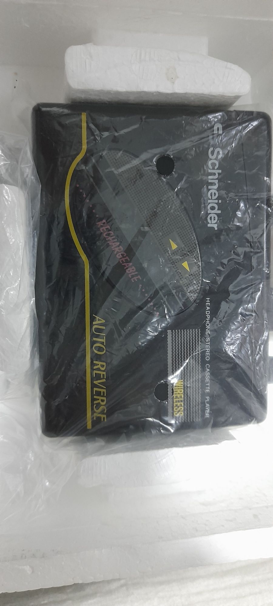 Walkman Schneider și universum noi