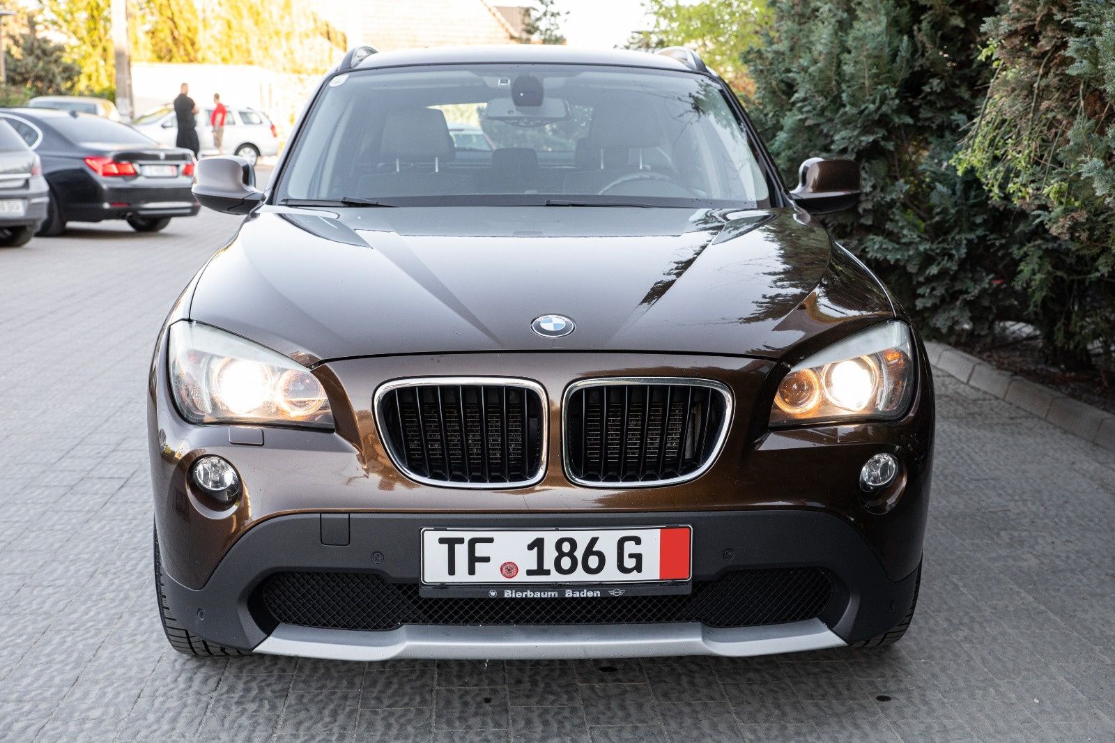 Bmw           x1