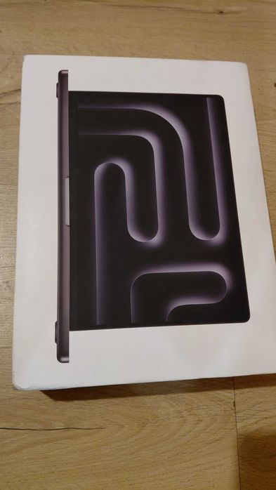 ЧИСТО НОВ MacBook Pro 14" M4 MAX 14-CPU, 32-GPU, 36GB RAM, 1TB SSD