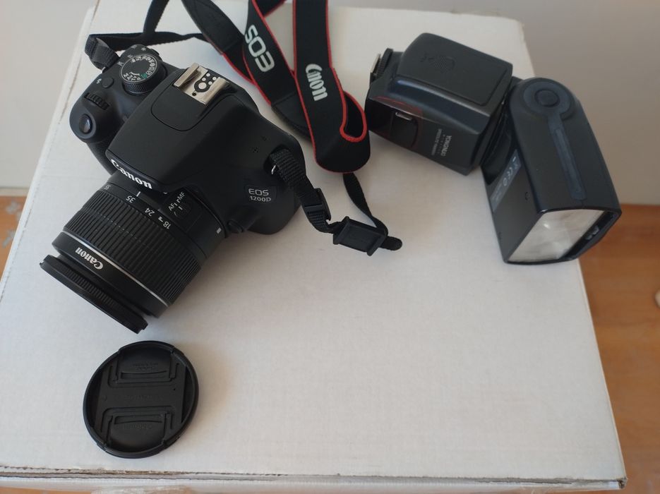 Фотоапарат canon 1200D