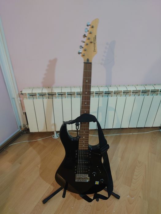 Chitara electrica Yamaha ERG121C