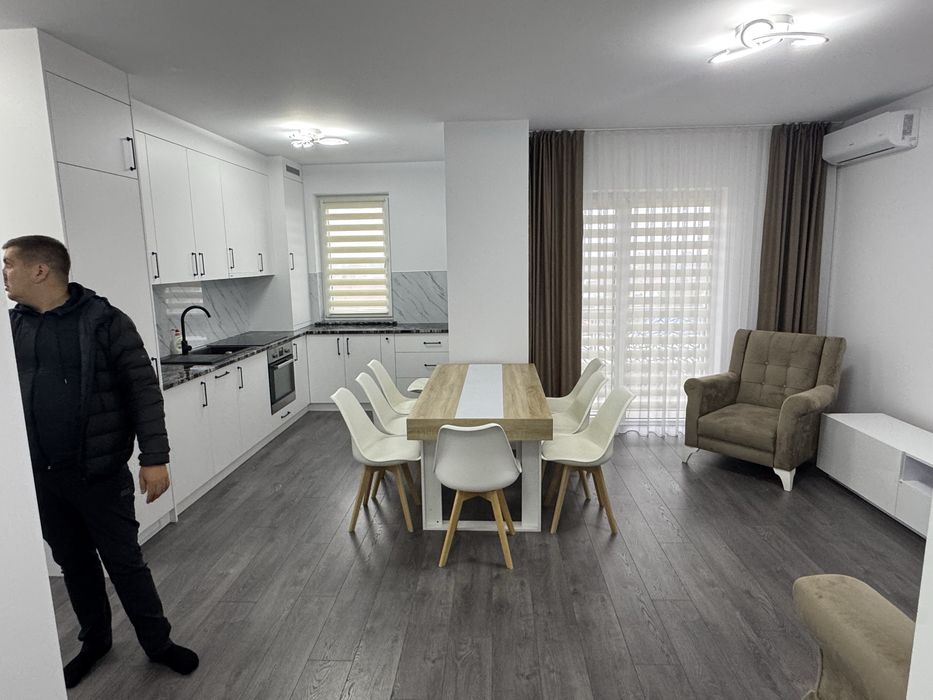 Inchiriez ap cu 3 camere