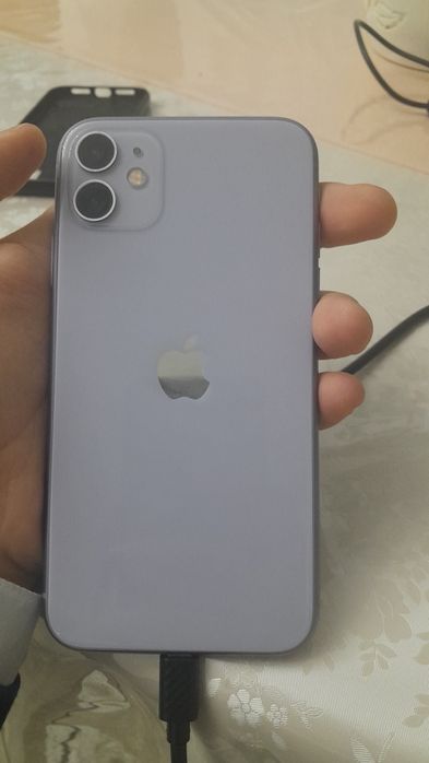 Айфон 11 128 гб ёмкость 84 не чего не менялось