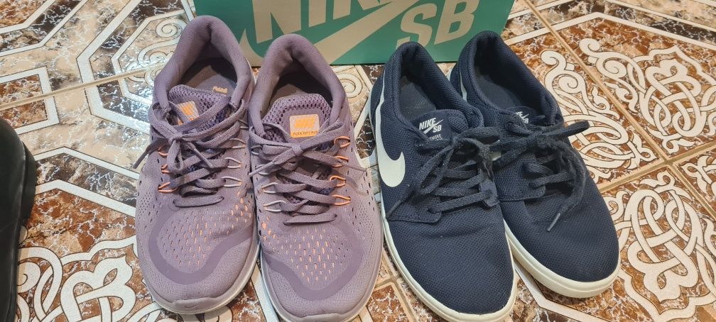 Оригинални маратонки Nike ,различни номера!