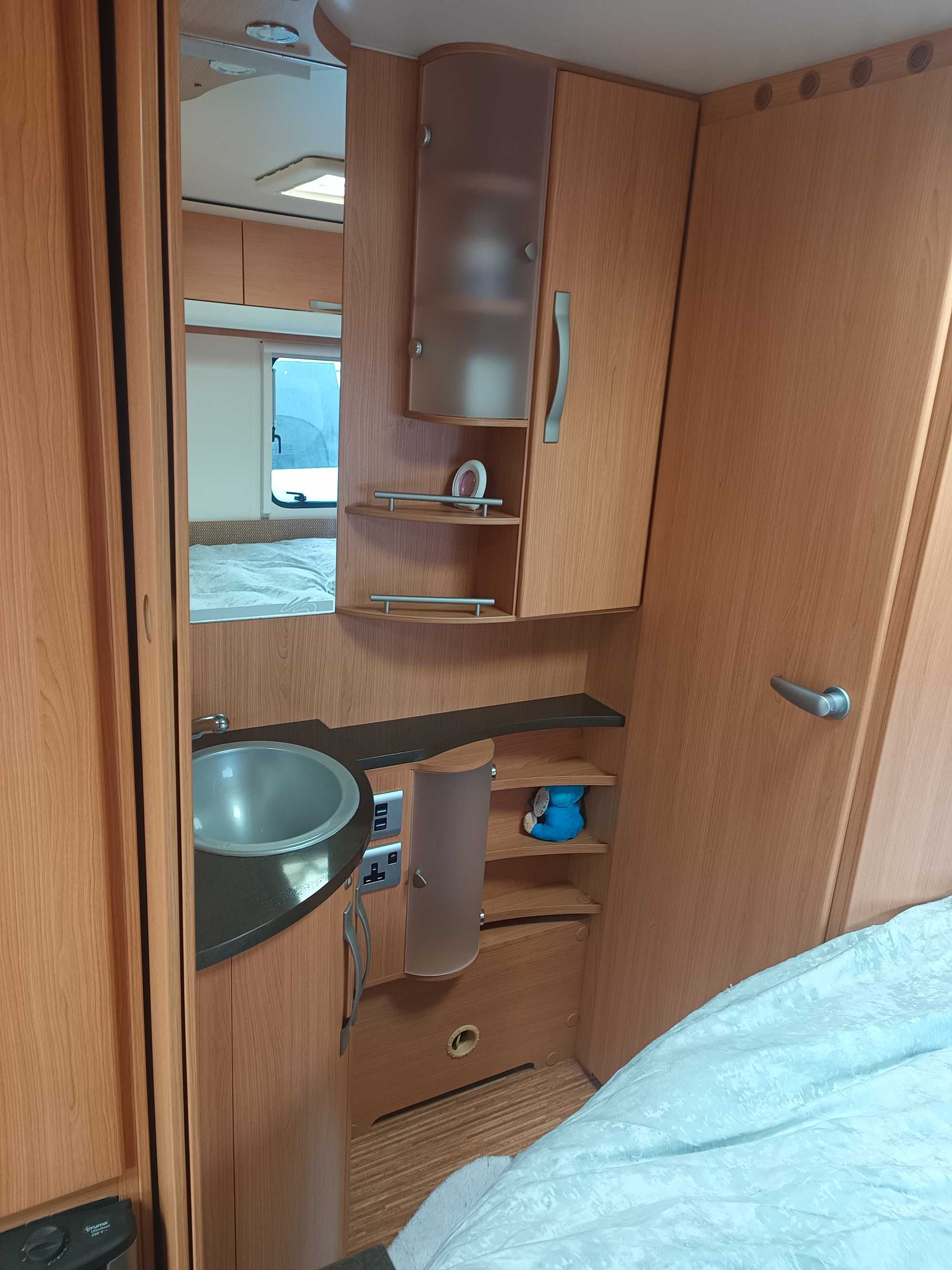 Каравана Адриа Адора / caravan Adria Adora 612DT