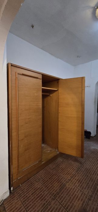 Dulap dublu din lemn masiv