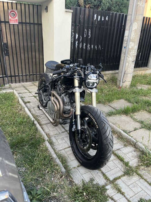 Vand sau schimb Yamaha xv750 Virago din 1981 cafe racer