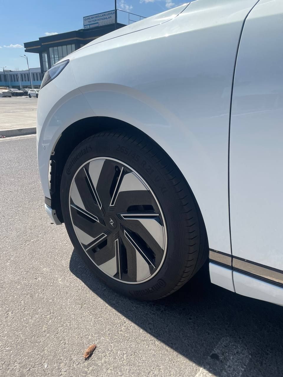 Dongfeng 008 gibrid