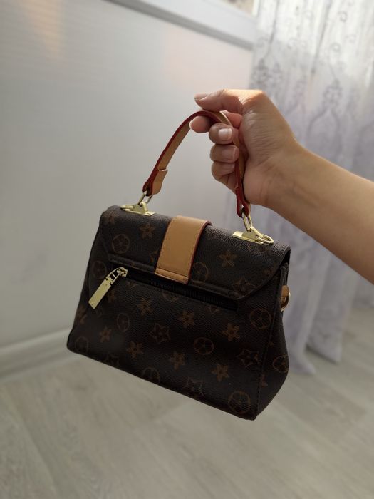 Продам сумку.