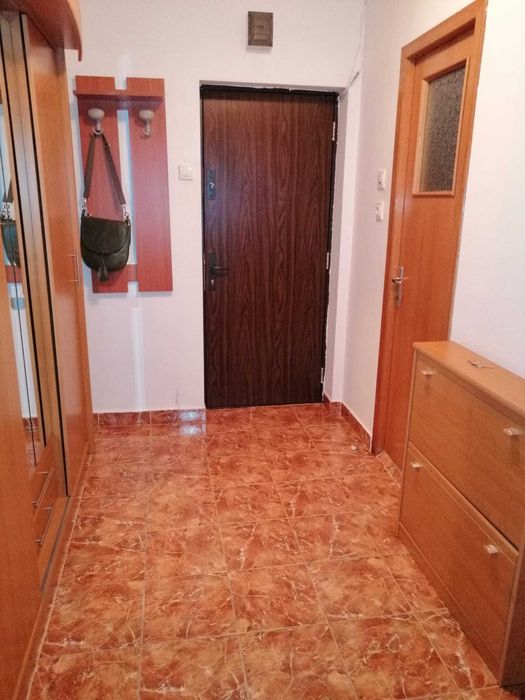 PF inchiriez garsoniera decomandata, mobilata, 40 MP Sebastian Rahova