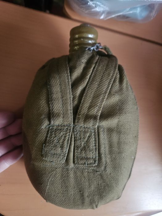 Армейская фляжка в отличном состояние