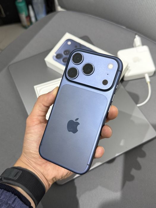 Айфон iPhone 17 Pro 256GB EAC 100%