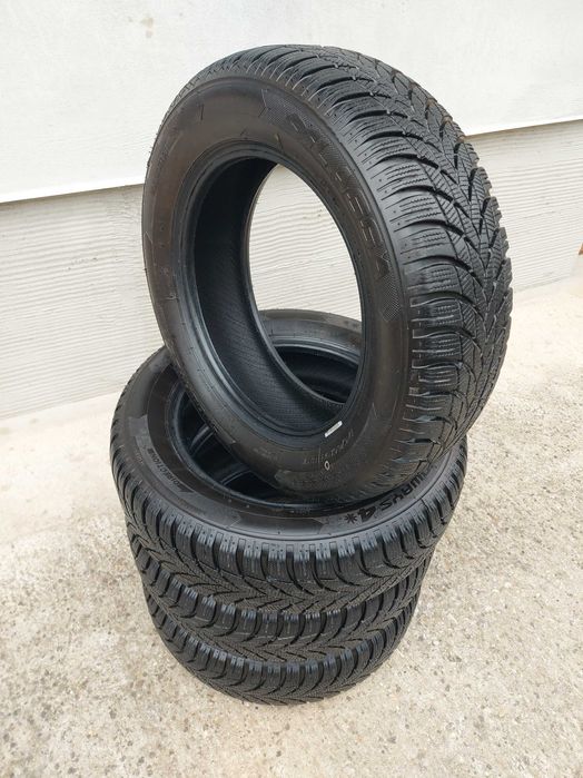 Зимни гуми 14" LASSA Snoways 4 M+S 175/65 R 14 82T 7 мм DOT 4120 ADAC