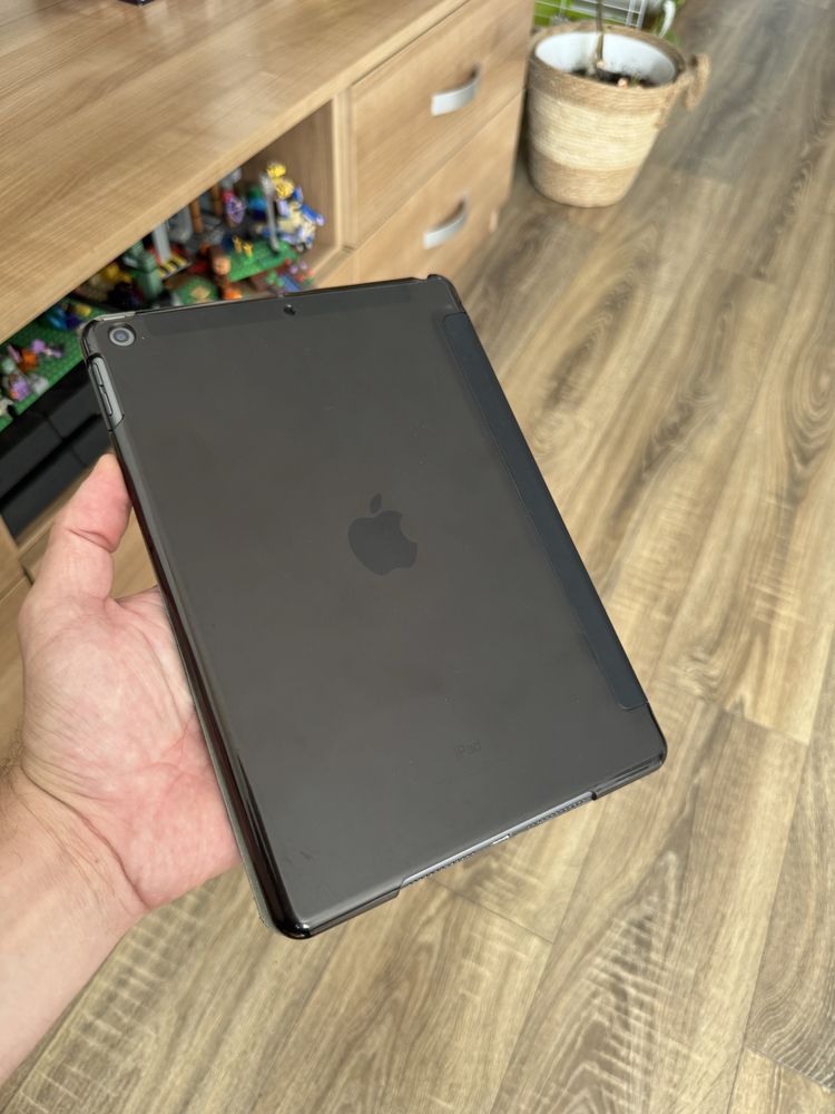 iPad 9th Gen, Wi-FI+Cellular, Grey, 64Gb, iOS 18, husa, frumoasa