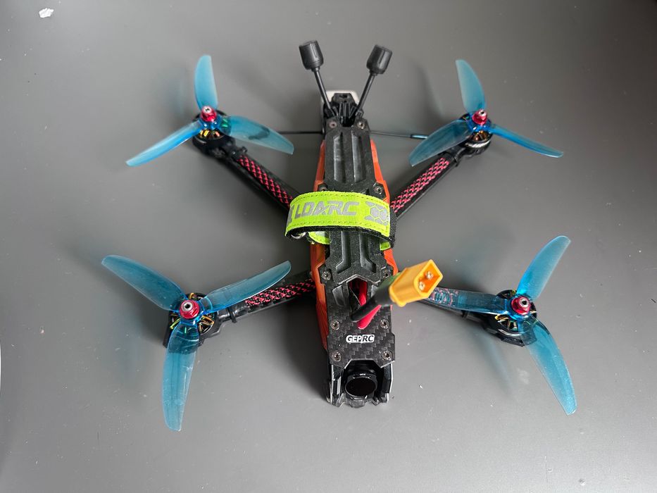 FPV 5 inch Geprc vapor freestyle racing drone