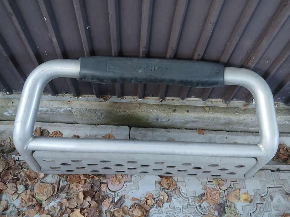 Кенгурятник на Раф 4.