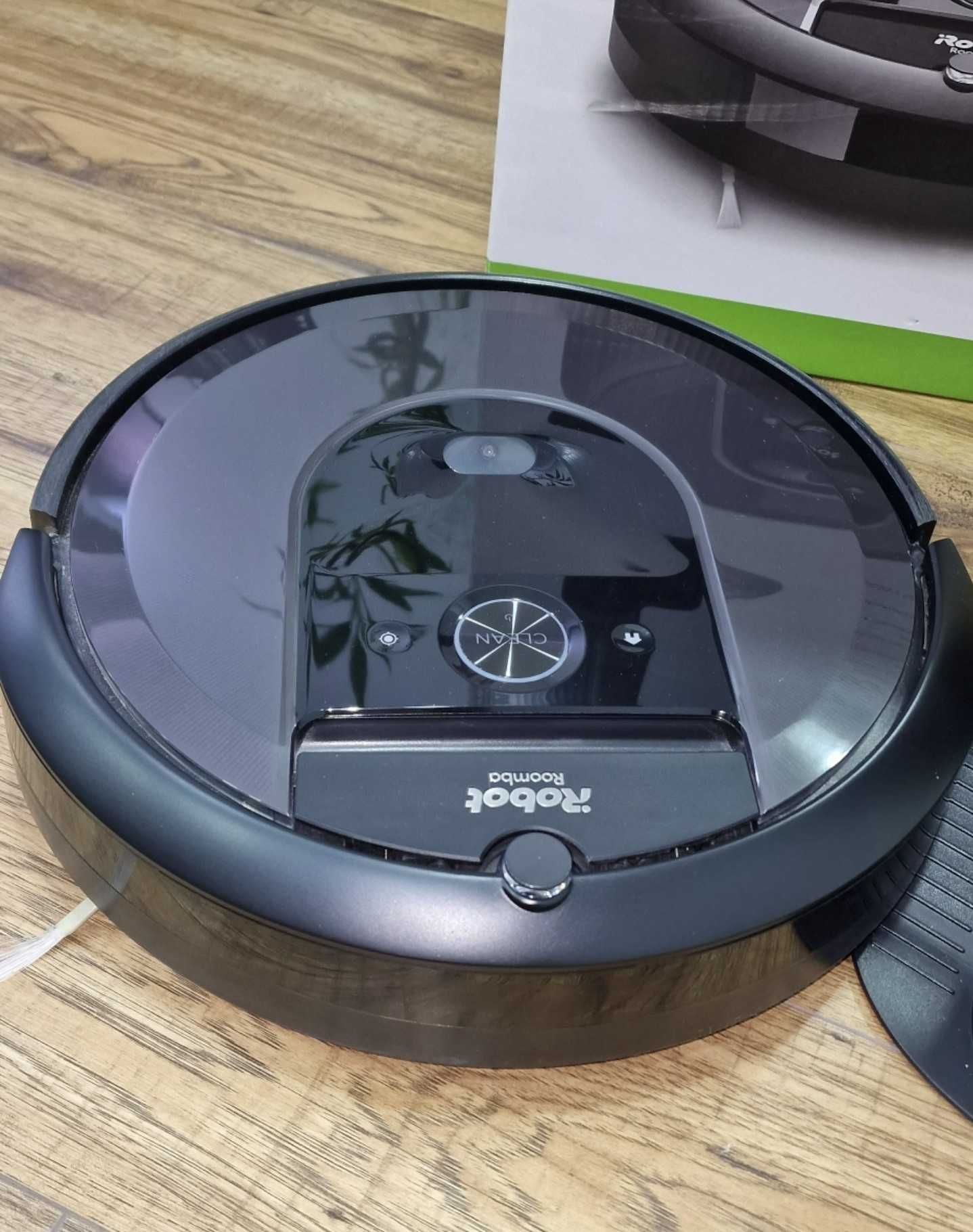 Подов Робот iRobot Roomba i7+ за сухо почистване