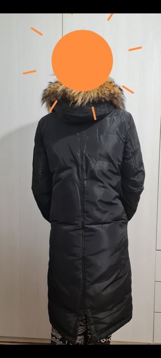 Продам пуховик зимнюю куртку парку