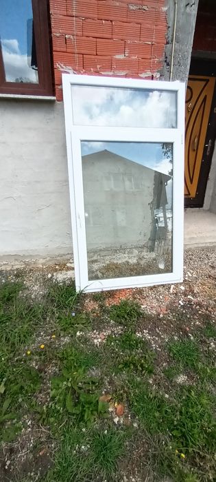 Пвц прозорци и алм врата
