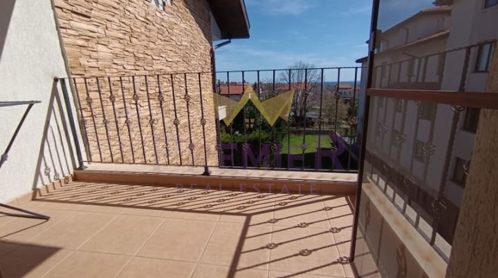 Дава се под наем Тристаен апартамент в Варна, м-т Траката - 104 кв.м за 714 € - Снимка #7