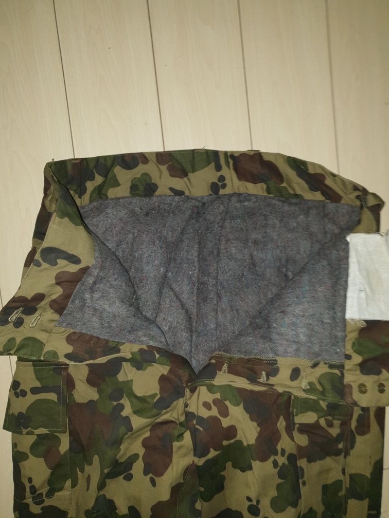 Pantaloni uniforma matlasat iarna militari camuflaj mozaic dalmațian
