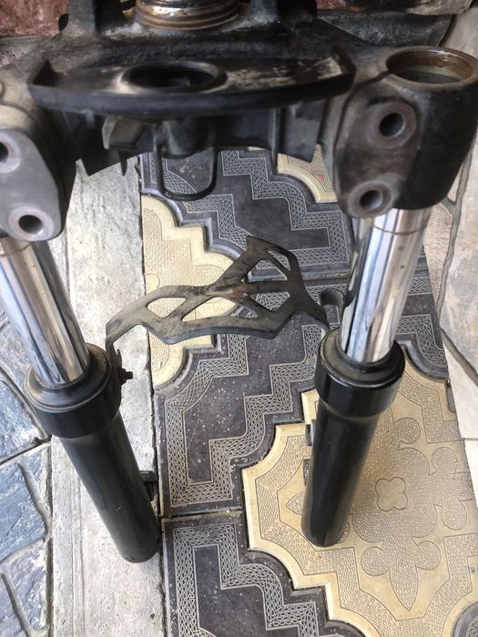 Передние Амортизаторы с траверсой Address v125