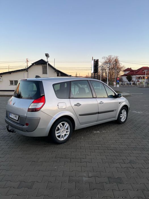 Renault Grand Scenic 2