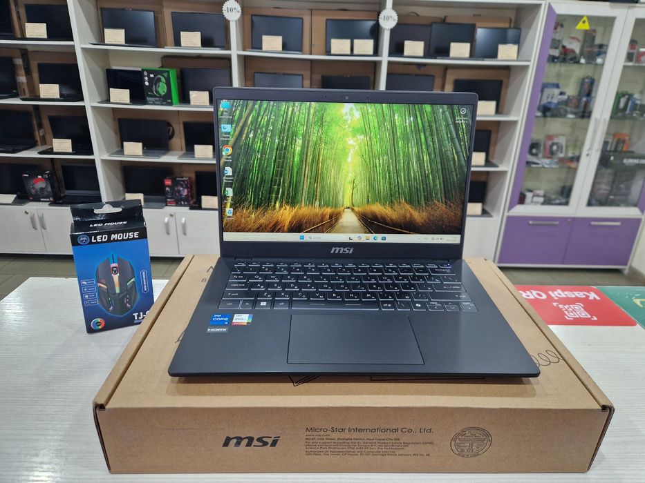 Новый ультра MSI (Core i5-12 Gen, 513 Gb SSD, 8 Gb DDR4)