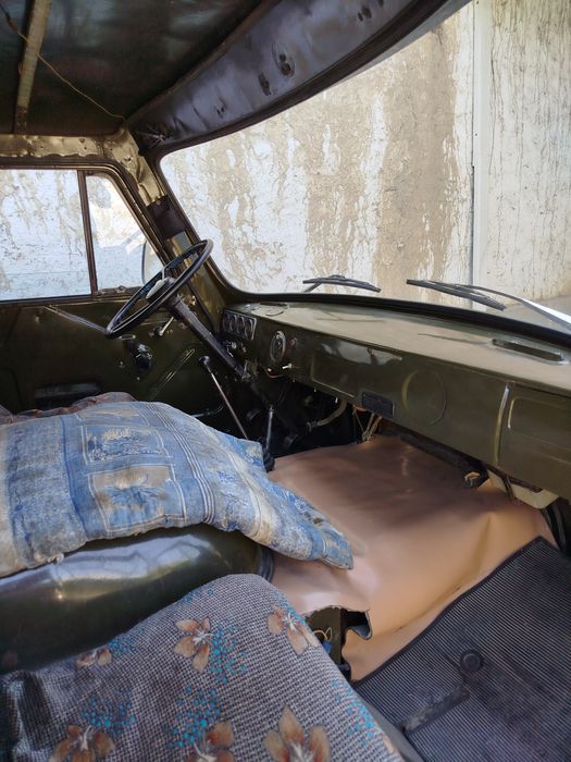 Uaz bortavoy 452D