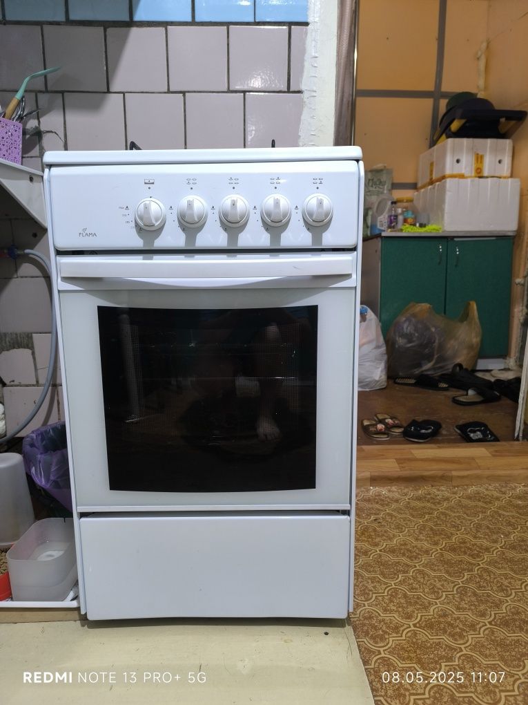 Газовую плиту 4 комфорки