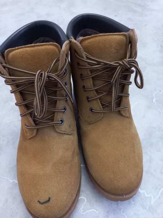 Обувь мужская в хорошем состоянии.