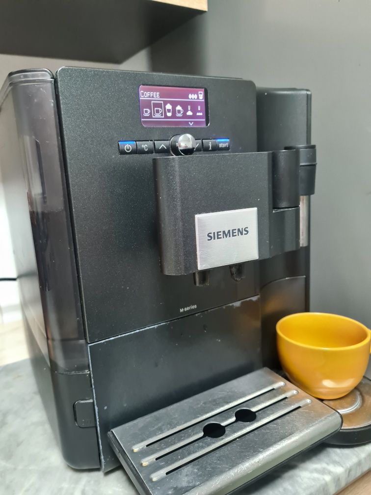 Espressor automat siemens Eq 7 plus