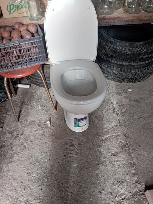 Продам Унитаз..бу