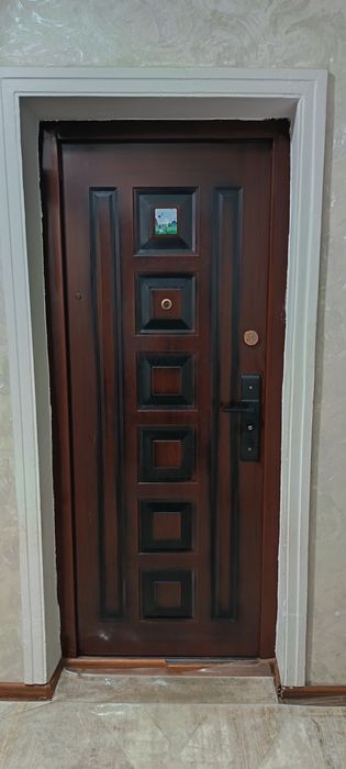 Temir eshik b/u. 1 mln.