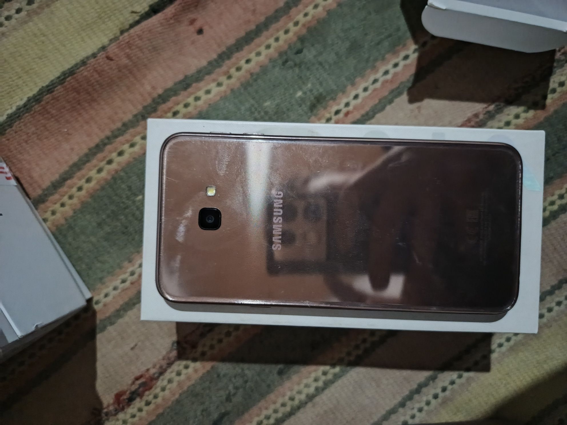 Zapchast Samsung galaxy j4+ platada sal aybi bor