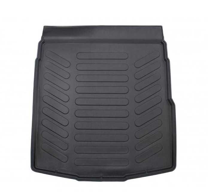 Стелка за багажник RizLine съвместимa с VW PASSAT B8 седан 2015-